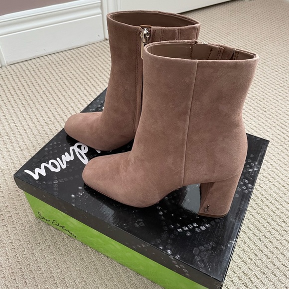BN Sam Edelman Codie Ankle Bootie - Suede/Praline - Picture 4 of 10